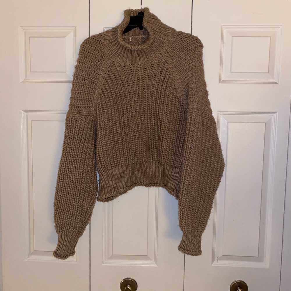 Thick Cropped Sweater